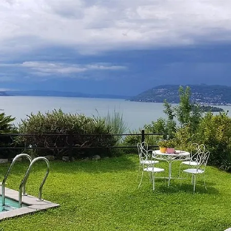 Bed & Breakfast Renalu 4*